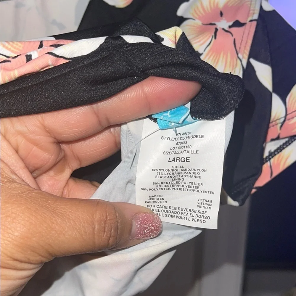 Floral Bathing Suit Black Crop Top - Picture 4 of 5